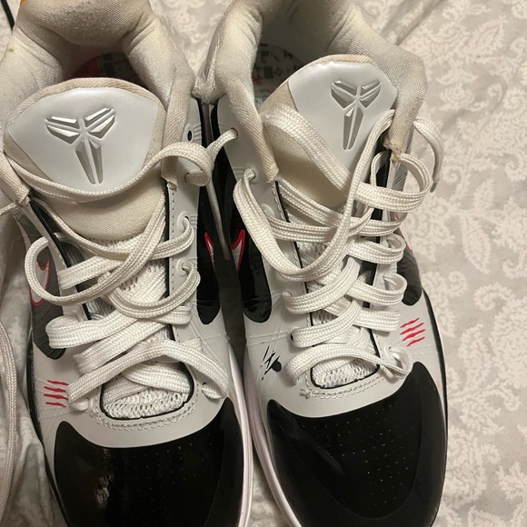 Kobe 5 Alternate Bruce Lees Men US 9.5 - Picture 6 of 8